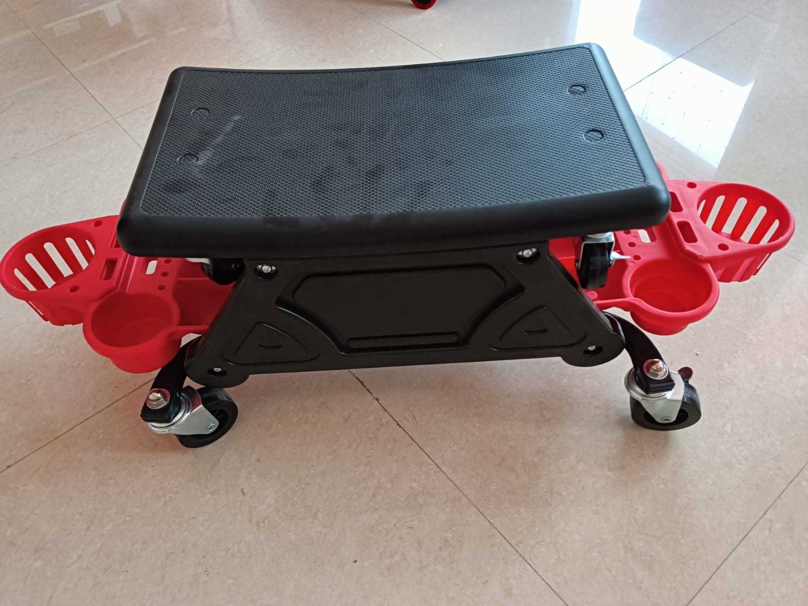 Car Detailing Stool